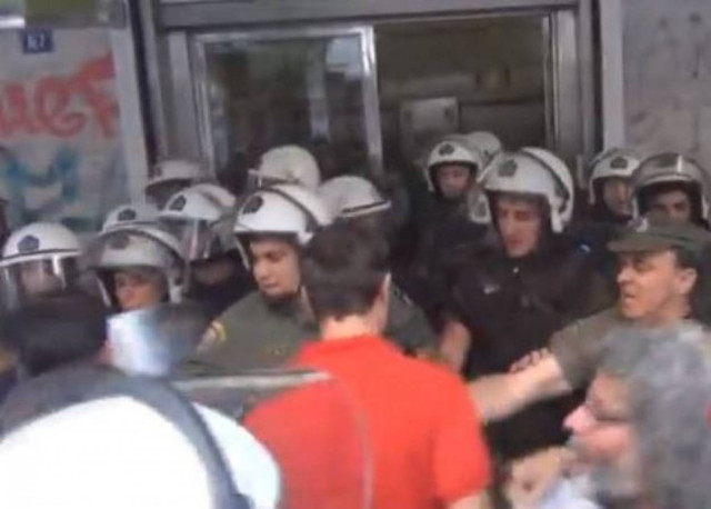 Καταγγελία του Σ.Ε.Λ.Μ.Α. για «διαπόμπευση της Δημοκρατίας» (βίντεο)