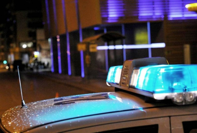 Έκρηξη βόμβας σε σταθμευμένο ΙΧ όχημα στη Δάφνη