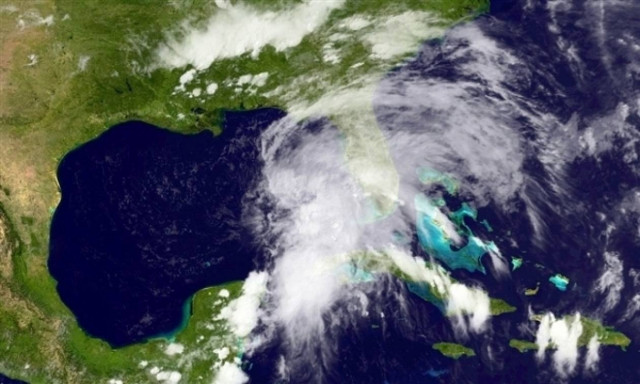 Εξασθένησε η πρώτη τροπική καταιγίδα του 2013...