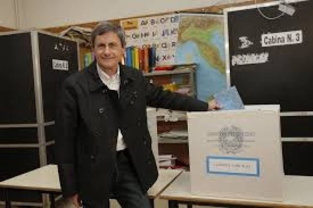 Ρώμη: Ο Αλεμάνο παραδέχεται την ήττα του