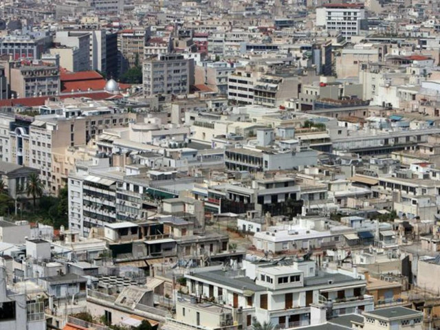 Αφόρητες πιέσεις των δανειστών για την άρση των πλειστηριασμών