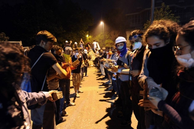 Τουρκία: Σε «νοσοκομείο εκστρατείας» μετατράπηκε το Πάρκο Γκεζί