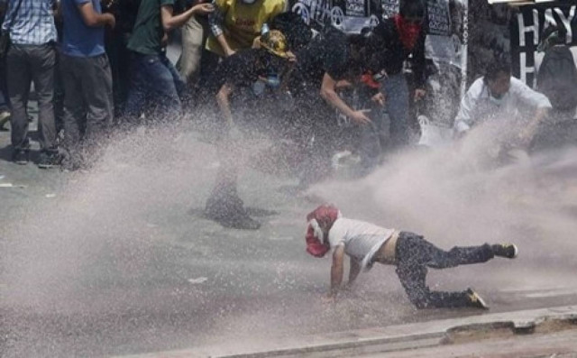 Μαζικές συλλήψεις δικηγόρων στη Κωνσταντινούπολη