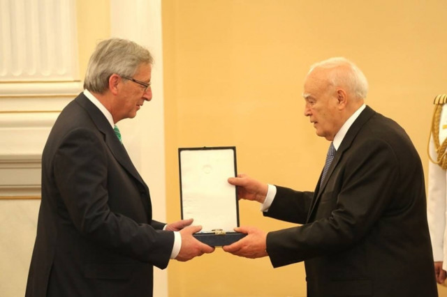 Παπούλιας: Κινδυνεύει να χαθεί μια ολόκληρη γενιά νέων στην Ευρώπη