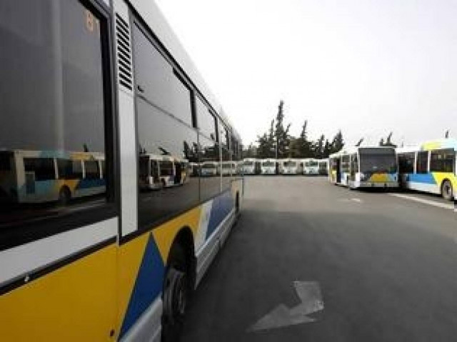 «Χειρόφρενο» αύριο σε λεωφορεία και τρόλεϊ λόγω της ΕΡΤ