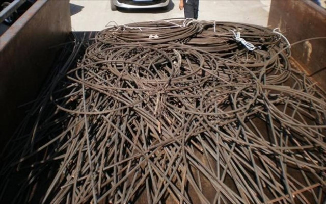 Κορωπί: Συνελήφθη μέλος σπείρας που έκλεβε καλώδια του ΟΣΕ