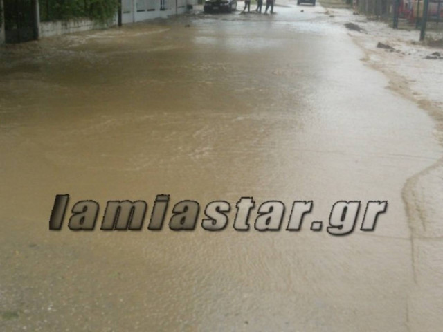 Καταστροφές από βροχή και χαλάζι στη Φθιώτιδα