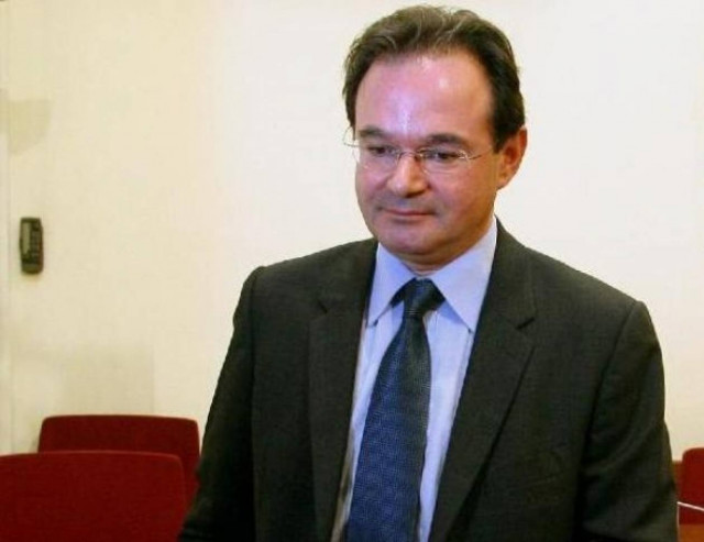 Πρόκληση Παπακωνσταντίνου:Τον Αύγουστο ζητά να απολογηθεί