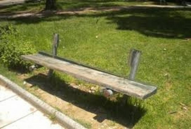 Αμαλιάδα: Oι κάτοικοι έπαθαν σοκ με αυτό που αντίκρυσαν στην πλατεία