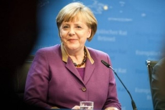 Μέρκελ: Οι κρατικές επενδύσεις και η αύξηση του χρέους δεν είναι λύση