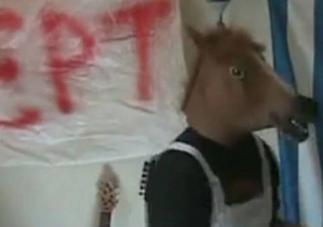 ΕΡΤ: Κρητικό Harlem Shake ως ένδειξη συμπαράστασης (video)!