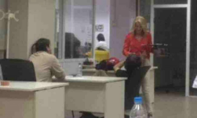 Η Έλλη Στάη στο απεργιακό δελτίο ειδήσεων της ΕΡΤ μετά το λουκέτο