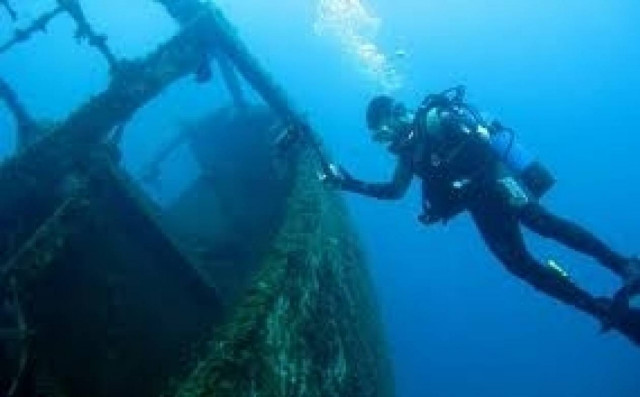 Απίστευτο: Δείτε τι βρίσκουν βατραχάνθρωποι στις ελληνικές θάλασσες