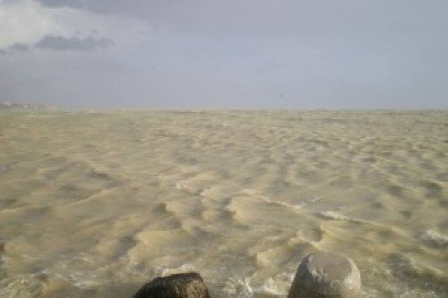 Πλημμύρες στην Ισπανία - Πολίτες εγκαταλείπουν τα σπίτια τους