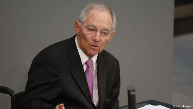 FAZ: «Ο Σόιμπλε υπόσχεται βοήθεια στους Έλληνες»