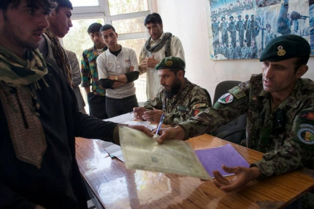 Το ΝΑΤΟ μεταβίβασε στους Αφγανούς τον έλεγχο της χώρας