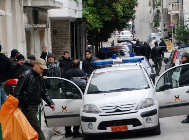 Σαφάρι ελέγχων από τη Δημοτική Αστυνομία Πειραιά