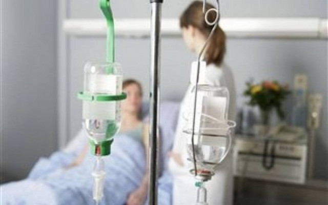 Χειροπέδες σε δεκαέξι αλλοδαπές αποκλειστικές