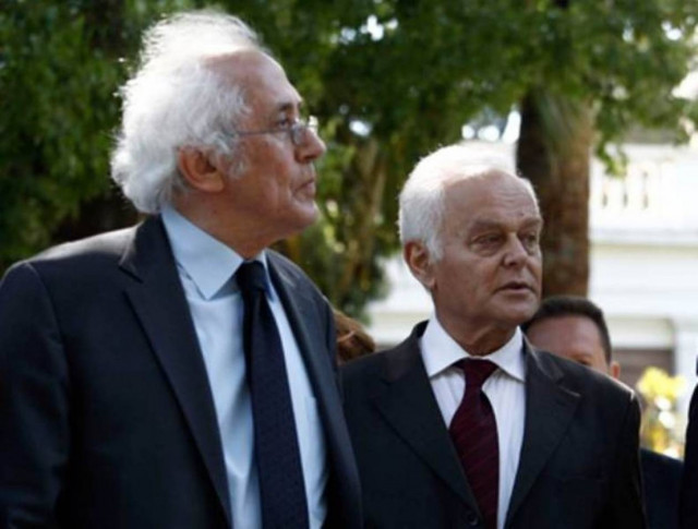 Φήμες για απόσυρση υπουργών της ΔΗΜΑΡ