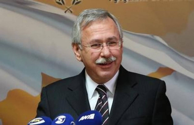 ΥΠΕΣ Κύπρου: Στους εκ μητρογονίας εκτοπισθέντες η προσφυγική ιδιότητα