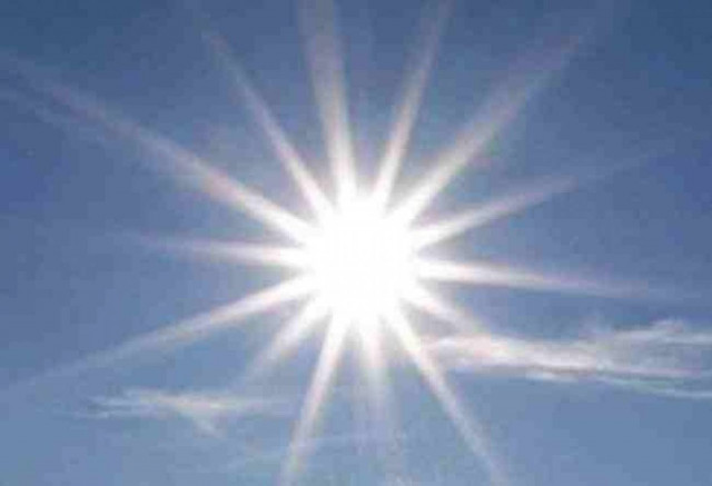 Πρώτη ημέρα του καλοκαιριού 2013 με υψηλές θερμοκρασίες