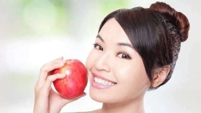 Δεν πάει ο νους σας: 25 τροφές που δεν τρώνε οι οδοντίατροι