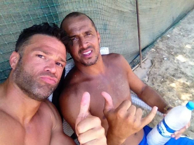 Κώστας Σόμμερ – Λούτσι: Ποδοβόλεϊ στο Καλαμάκι (photo)!