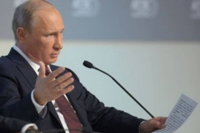 «Μίνι» ανασχηματισμός για τον Πούτιν