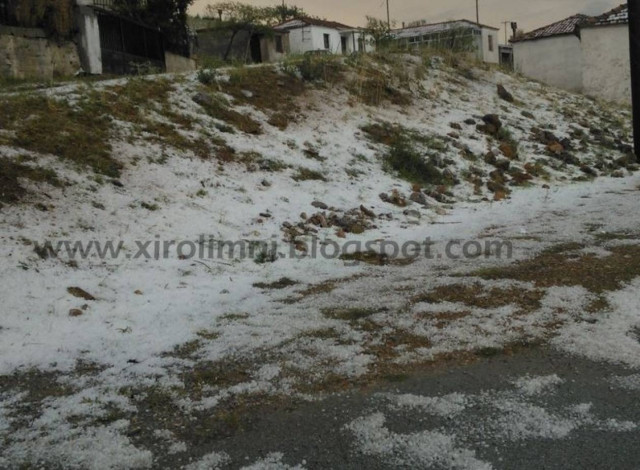 Ο καιρός τρελάθηκε – Καύσωνας με… χαλάζι (vid-pics)