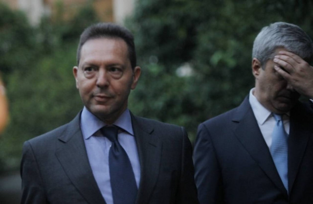 Μήνυση κατά των Στουρνάρα και  Κεδίκογλου από 27 δικηγόρους