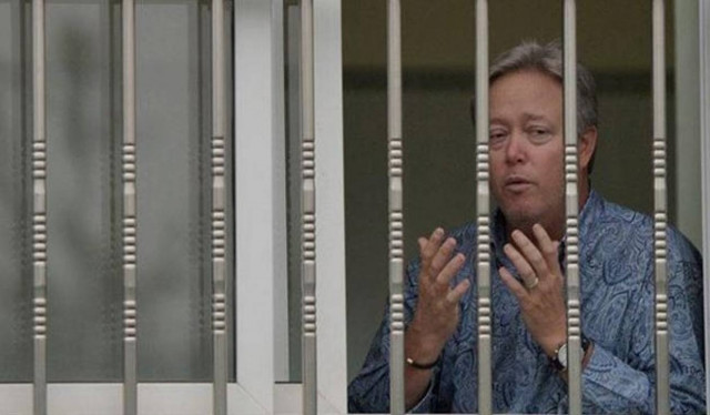 Κρατούν φυλακισμένο τον προϊστάμενο τους επειδή τους χρωστάει μισθούς