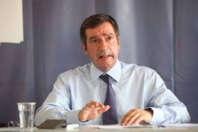 Καμίνης: Υπέρ της λειτουργίας των καταστημάτων τις Κυριακές