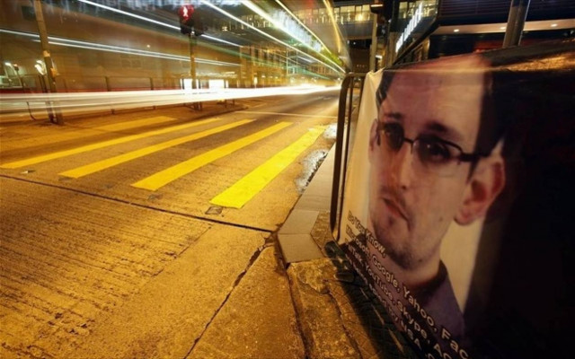 Θρίλερ στη Ρωσία με τον Σνόουντεν