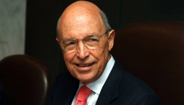 Το όνομα Σημίτη έπεσε στο τραπέζι του ανασχηματισμού