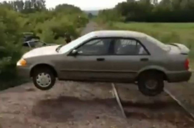 Βίντεο: Κασκαντέρ για γέλια...