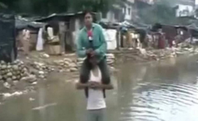 Δεν υπάρχει: Ο πιο απαράδεκτος ρεπόρτερ που έχετε δει ποτέ!