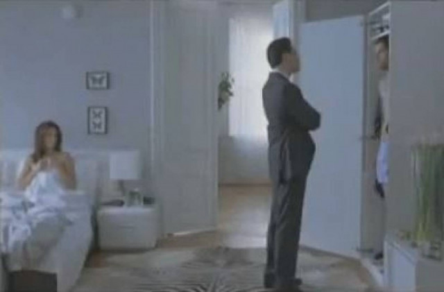 Δείτε πώς δικαιολογήθηκε όταν τον έπιασαν στα «πράσα» (βίντεο)