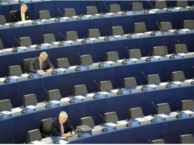 Ευρωτεμπέληδες: Να ποιοι κουνάνε το δάχτυλο στους Έλληνες