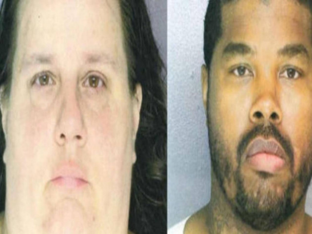 25 αστυνομικοί συνέλαβαν το παράνομο ζευγάρι στο πάρκο την ώρα που...