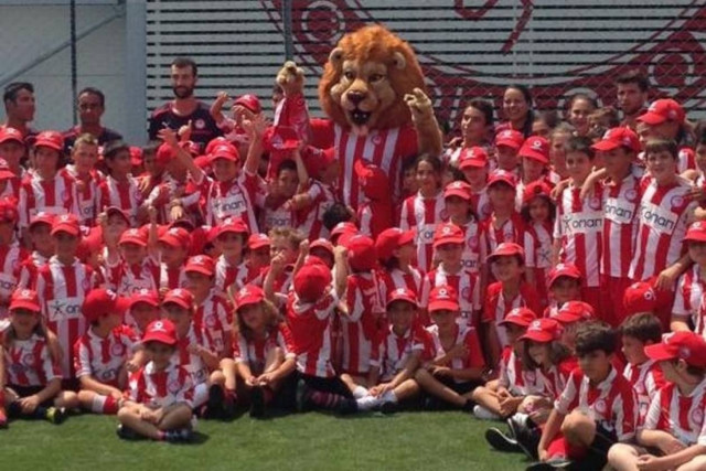 Δείτε: Αυτή είναι η νέα μασκότ του Ολυμπιακού