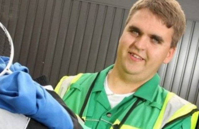 Διεκδικεί τον τίτλο του πιο « βαριά εργαζόμενου» στον κόσμο