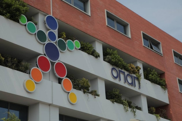 Οι «Financial Times» κάνουν λόγο για απειλές στο θέμα του ΟΠΑΠ