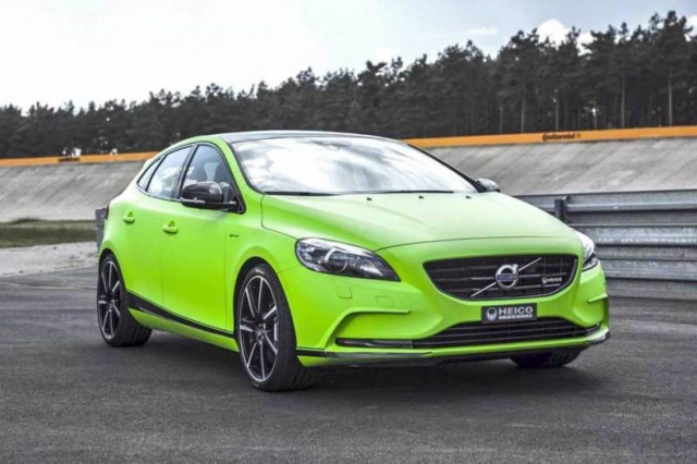 VOLVO V40 ΜΕ 320 ΑΛΟΓΑ ΑΠΟ ΤΗΝ HEICO