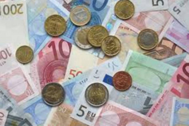 Πρέβεζα: Πατέρας και γιος της έκλεψαν τα λεφτά μέσα από τα χέρια