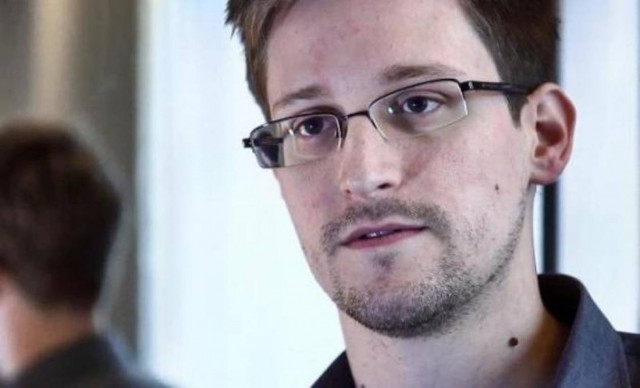 Συνομιλίες με τη Ρωσία για τον Σνόουντεν ζητεί ο Ισημερινός