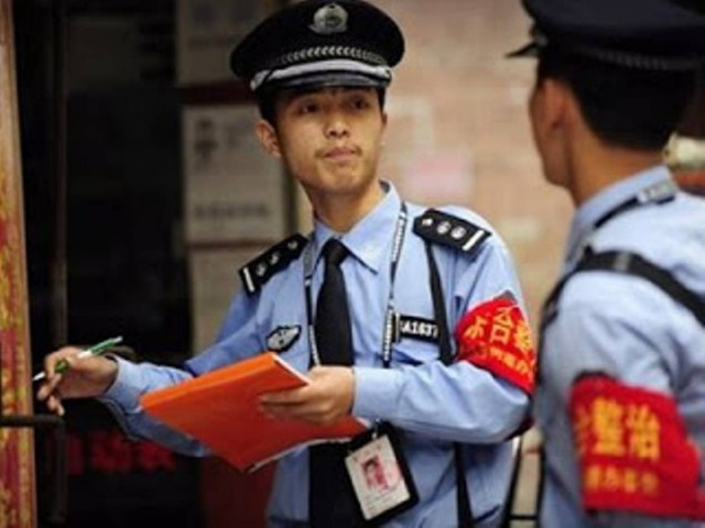 Περίεργη επίθεση σε αστυνομικό τμήμα