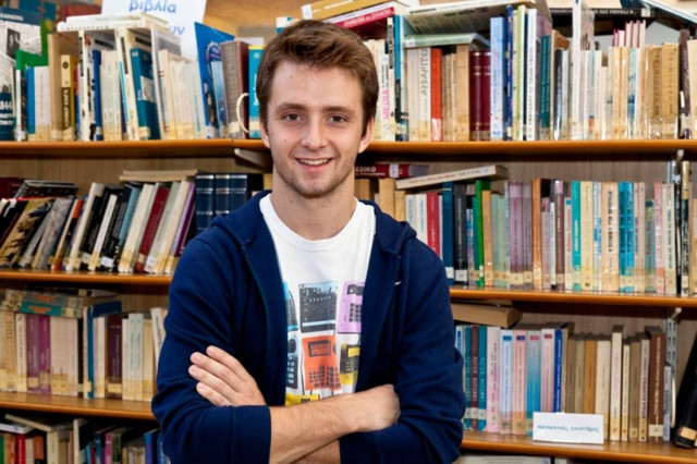 Google: 17χρονος Έλληνας στους κορυφαίους σε επιστημονικό διαγωνισμό