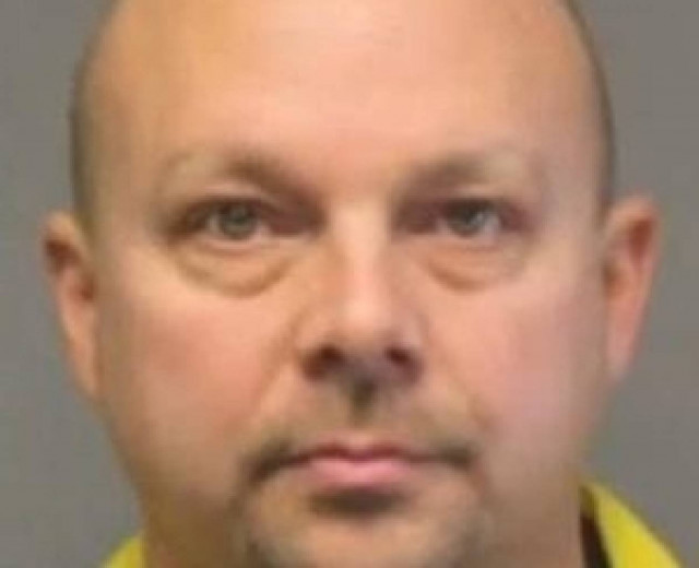 Παιδόφιλος βρέθηκε ένοχος και αυτοκτόνησε μέσα στο δικαστήριο