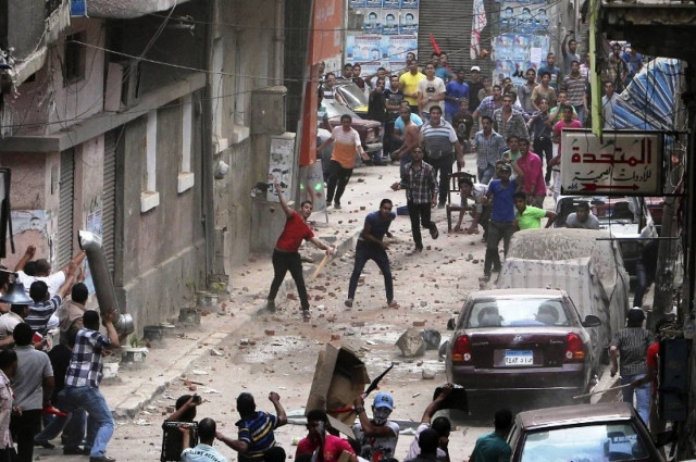 Αίγυπτος:Πυροβολισμοί ανάμεσα σε υποστηρικτές και αντιπάλους του Μόρσι