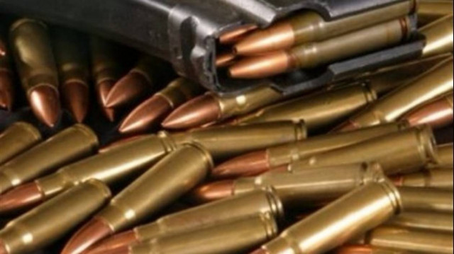 Πάνω από 6.000 σφαίρες καλάσνικοφ σε αγροτικό αυτοκίνητο!